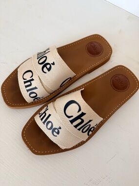 Chloé Tan Leather Slide Sandals with Cream Logo Straps